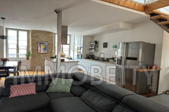 Appartement - 90 m² - 4 pièces