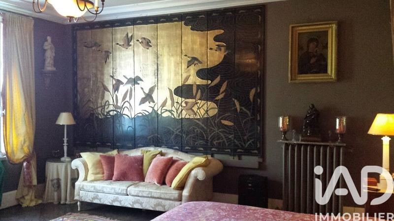 Maison - 600 m² - 14 pièces