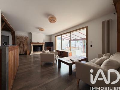 Maison - 167 m² - 6 pièces