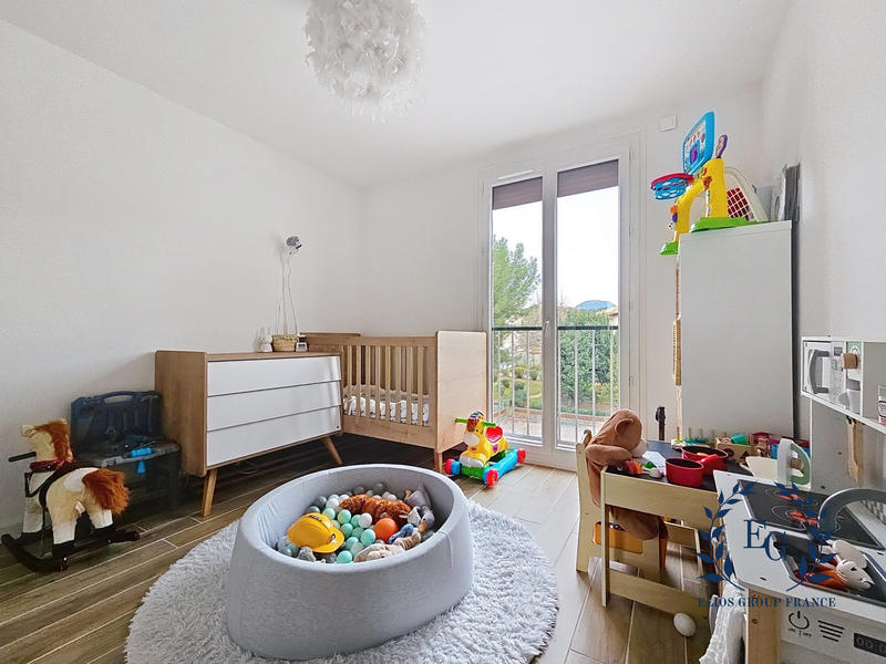 Appartement - 75 m² - 4 pièces