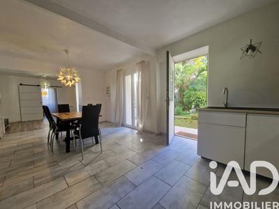 Appartement - 75 m² - 4 pièces