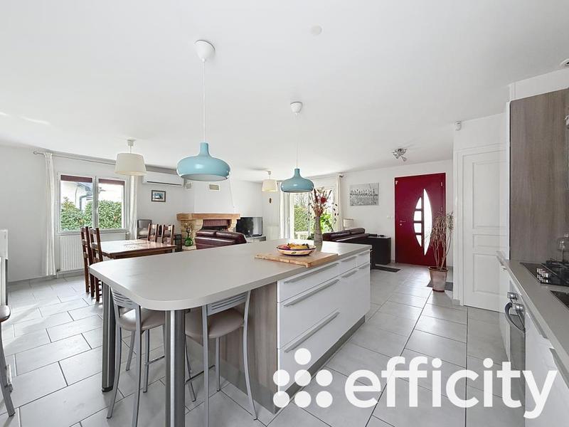 Maison - 106 m² - 5 pièces