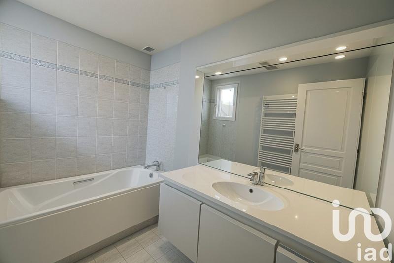 Maison - 124 m² - 6 pièces