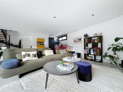 Maison - 135 m² - 5 pièces