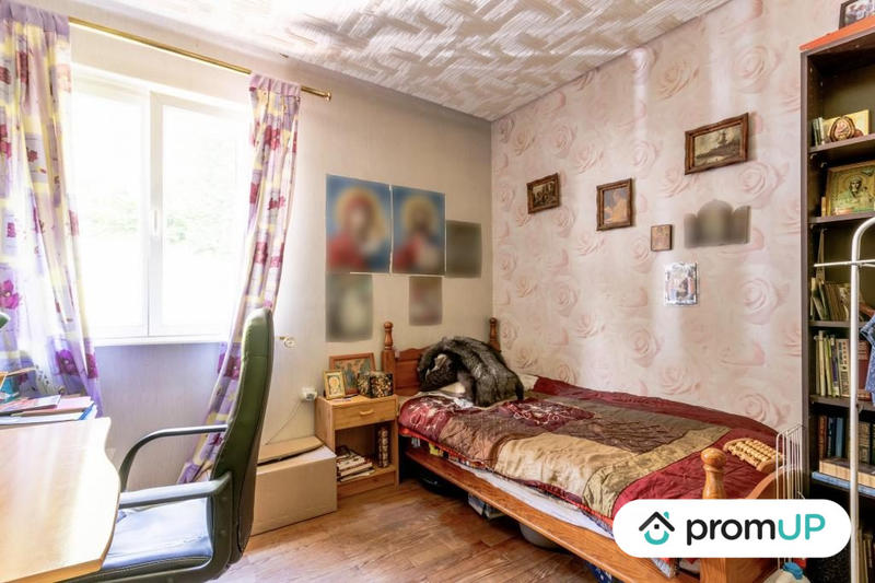 Maison - 200 m² - 7 pièces