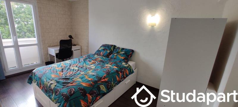 Chambre - 12 m² - 1 pièce