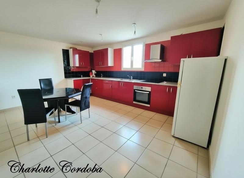 Maison - 233 m² - 8 pièces