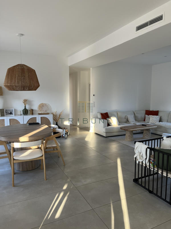 Maison - 136 m² - 5 pièces