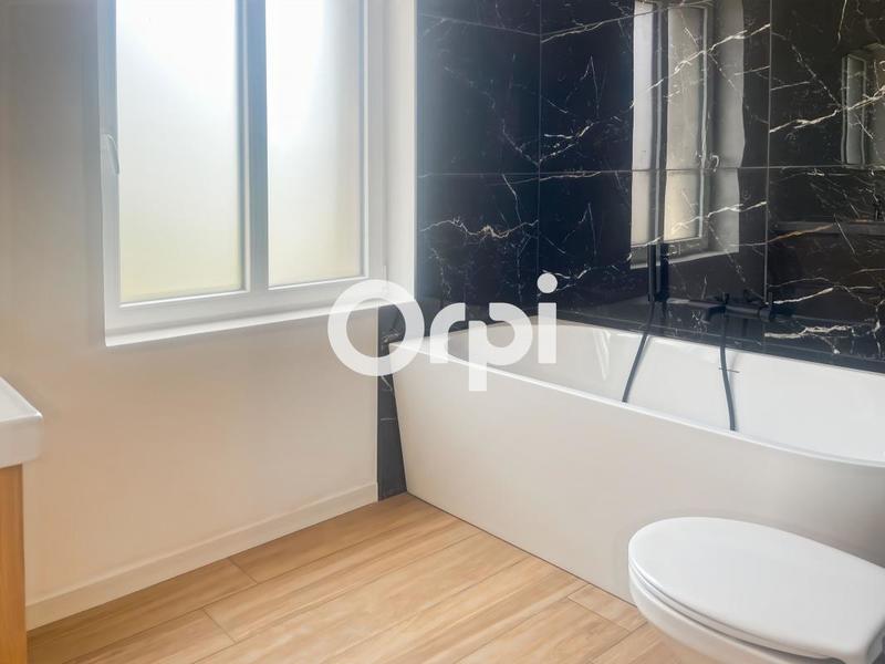 Maison - 164 m² - 5 pièces