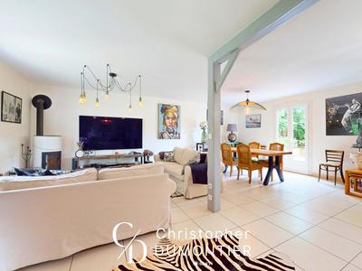 Maison - 127 m² - 6 pièces