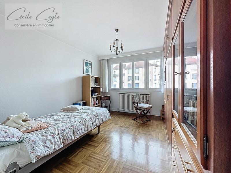 Appartement - 102 m² - 4 pièces