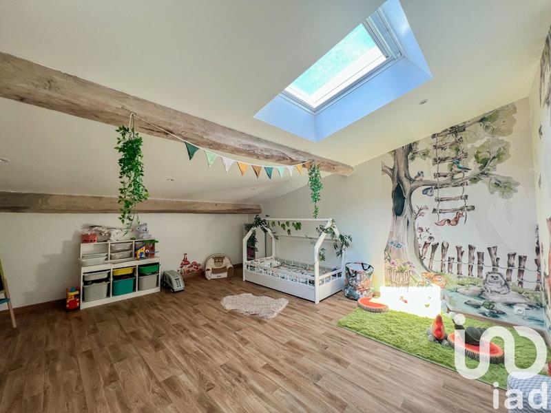 Maison - 259 m² - 8 pièces