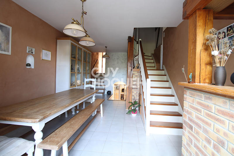 Maison - 163 m² - 6 pièces