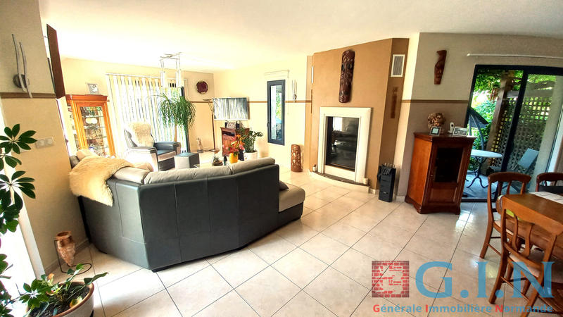 Maison - 170 m² - 7 pièces