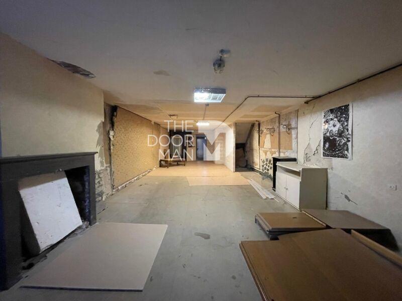 Fonds de commerce - Maison - 219 m²