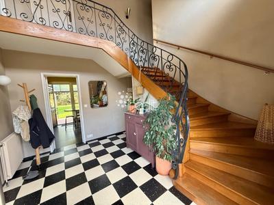 Maison - 170 m² - 7 pièces