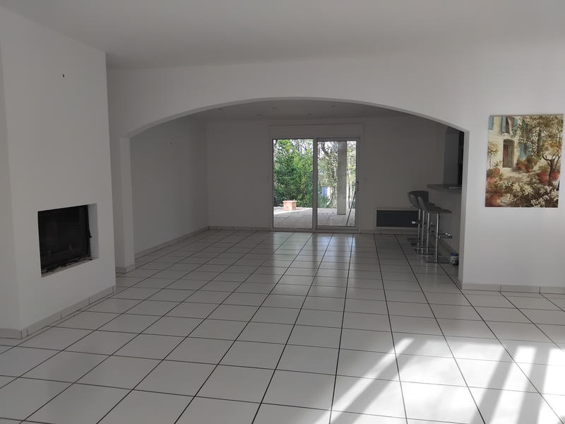 Villa - 313 m² - 9 pièces