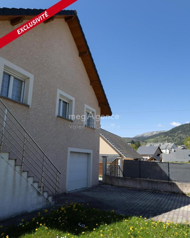 Maison - 101 m² - 5 pièces