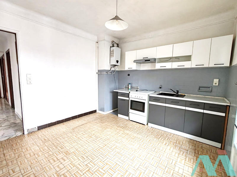 Appartement - 94 m² - 3 pièces