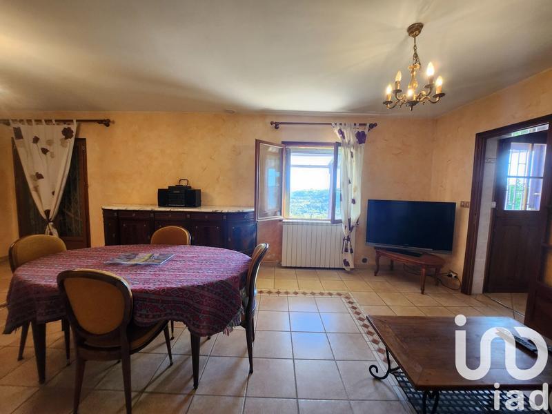 Maison - 142 m² - 5 pièces