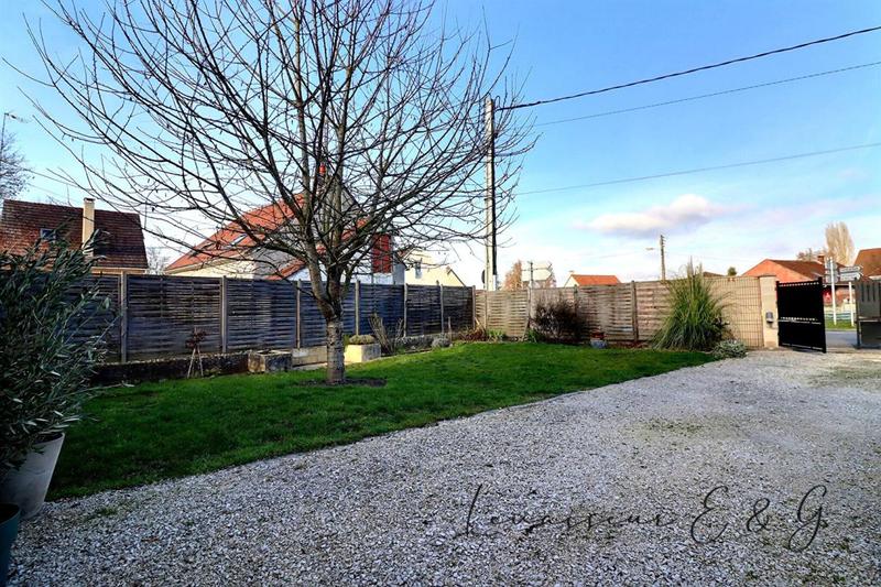 Maison - 64 m² - 5 pièces