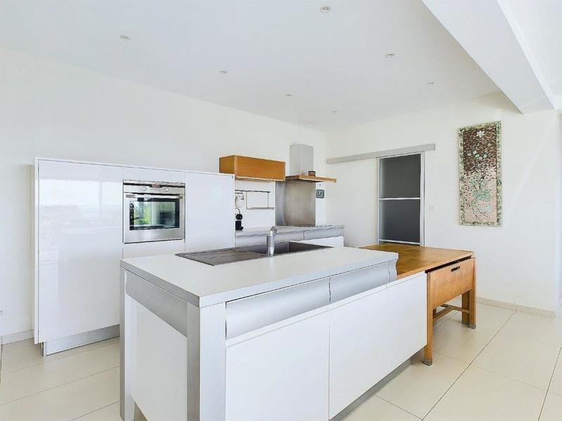 Villa - 270 m² - 11 pièces