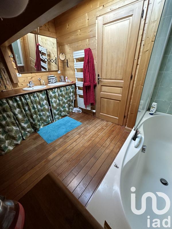 Maison - 144 m² - 7 pièces