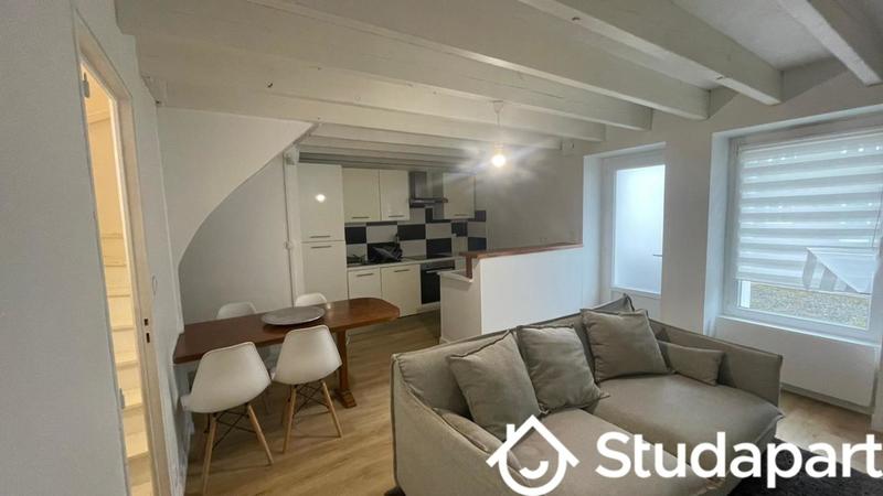 Chambre - 14 m² - 1 pièce