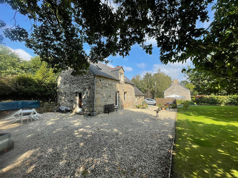 Maison - 139 m² - 8 pièces