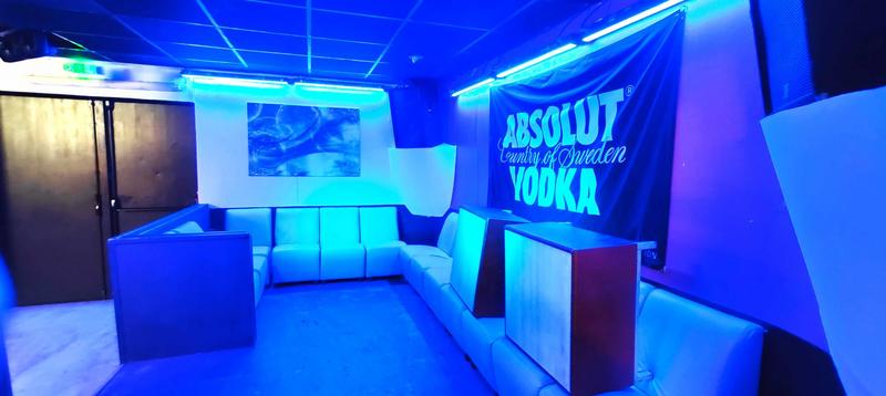 Maison - 328 m² - 9 pièces