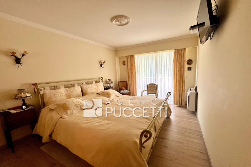 Appartement - 102 m² - 3 pièces