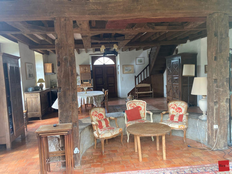 Maison ancienne - 194 m² - 9 pièces