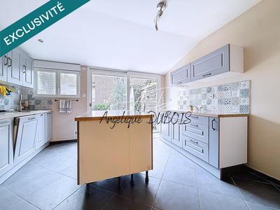 Maison - 105 m² - 5 pièces