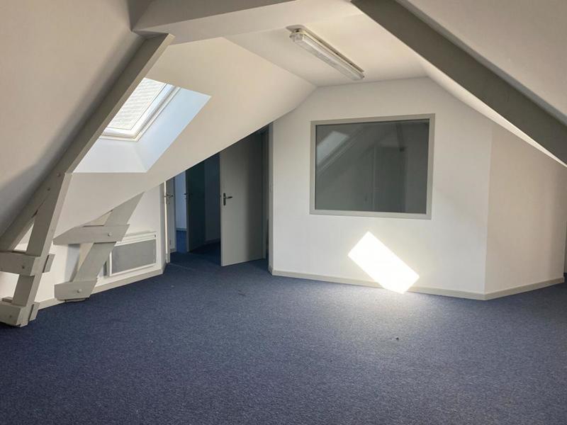 Maison - 242 m² - 10 pièces