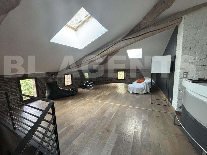 Maison - 292 m² - 7 pièces