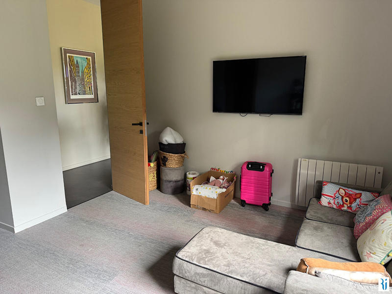 Maison - 237 m² - 4 pièces