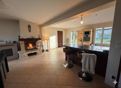 Maison - 170 m² - 6 pièces