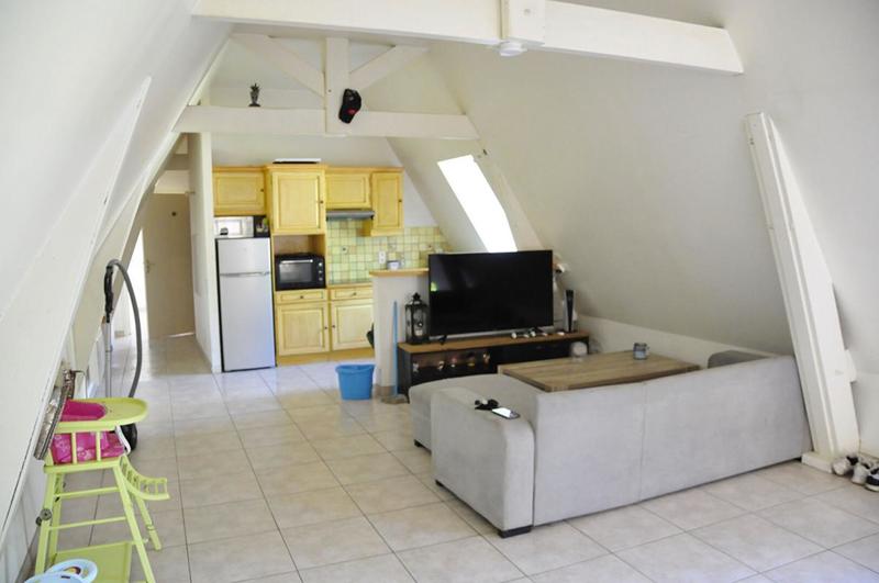 Maison - 230 m² - 10 pièces