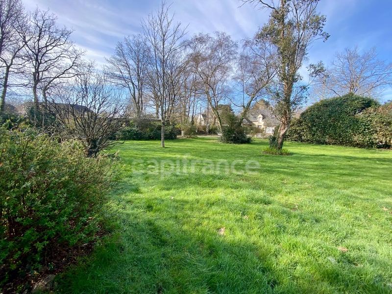 Terrain constructible - 800 m²