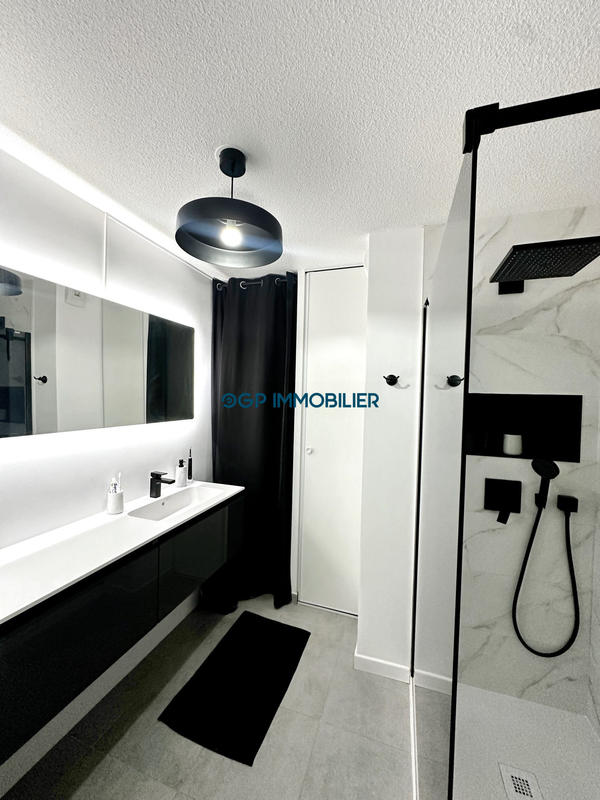 Appartement - 61 m² - 3 pièces