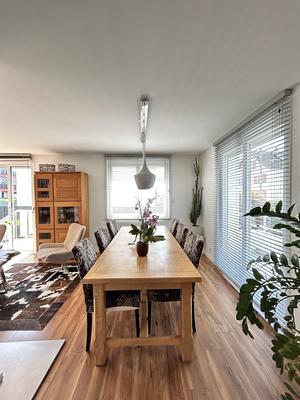 Maison - 200 m² - 6 pièces