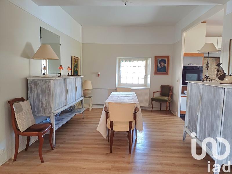 Maison - 180 m² - 8 pièces