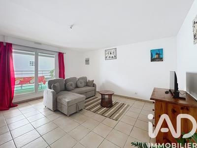 Appartement - 75 m² - 3 pièces