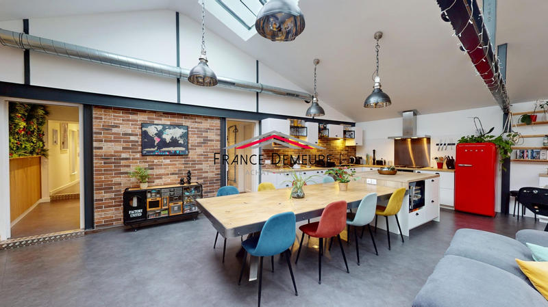 Maison contemporaine - 166 m² - 6 pièces