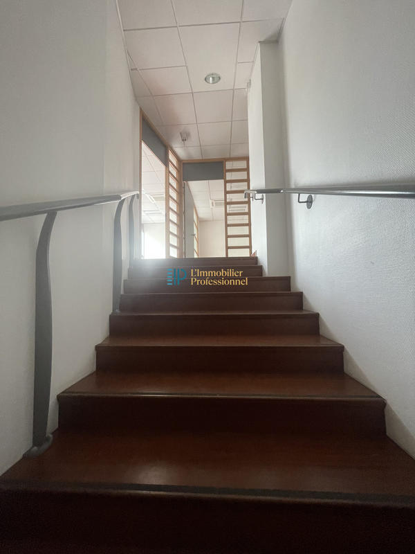 Local commercial - 164 m²