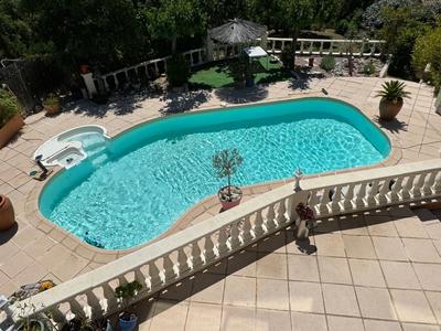 Maison - 160 m² - 5 pièces