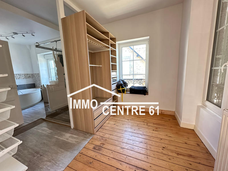 Maison - 165 m² - 6 pièces