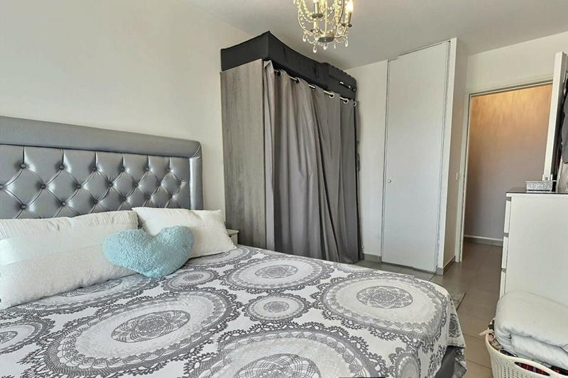 Appartement - 81 m² - 4 pièces