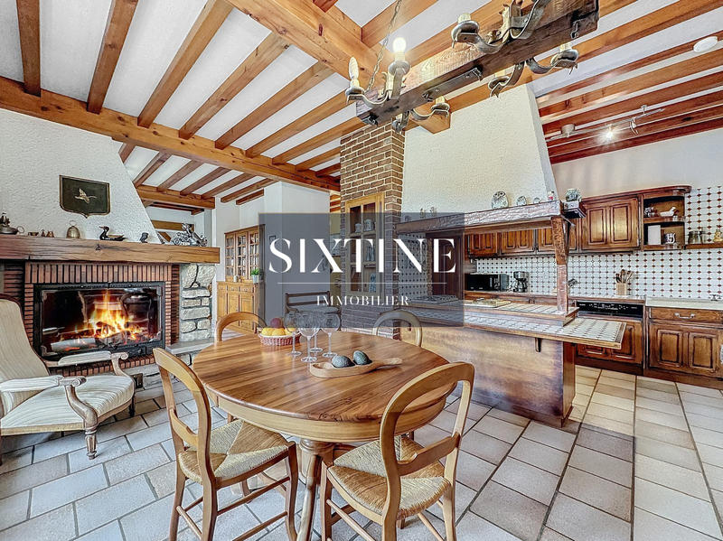 Maison - 163 m² - 6 pièces