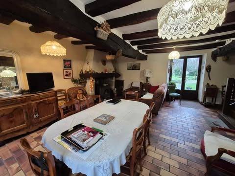 Maison - 94 m² - 4 pièces